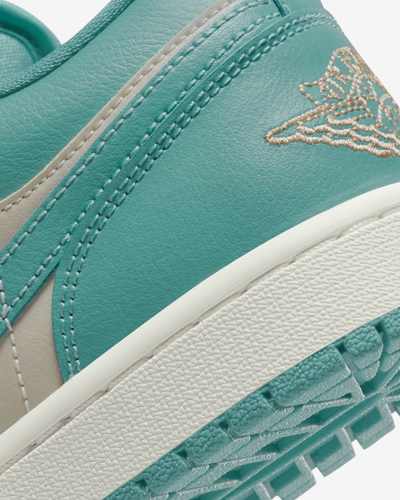 Calzado para mujer Air Jordan 1 Low. Nike MX