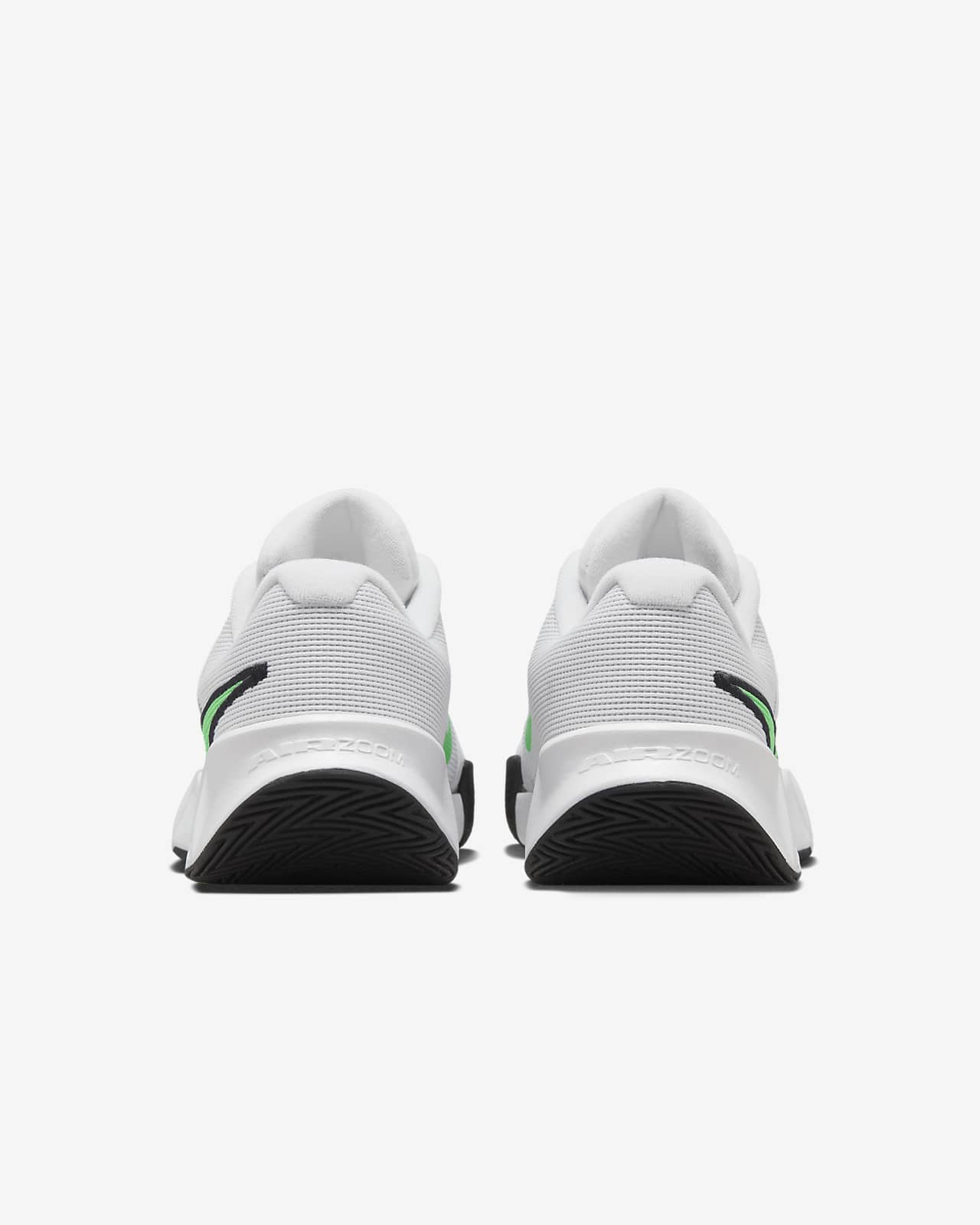 Black and white hot sale nike tennis shoes