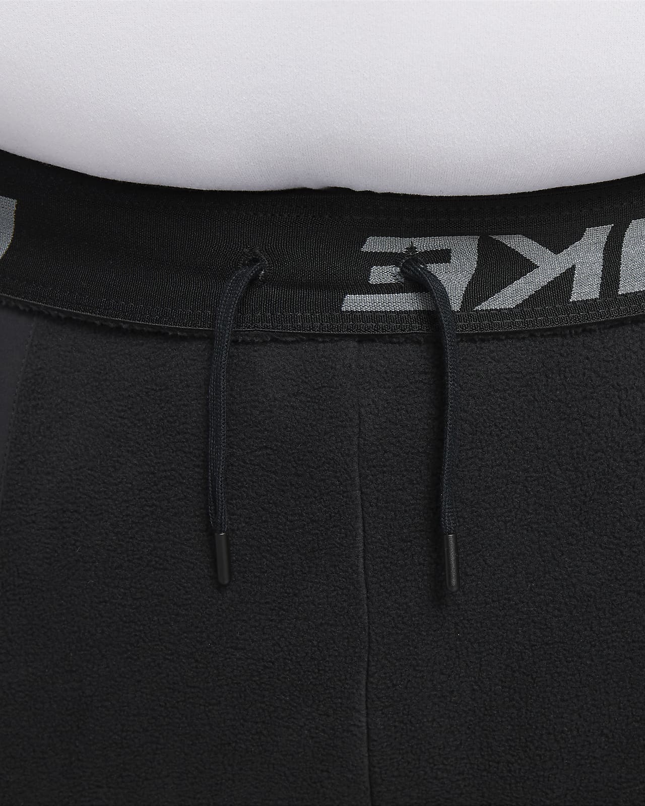 invierno Nike Therma-FIT. Nike 