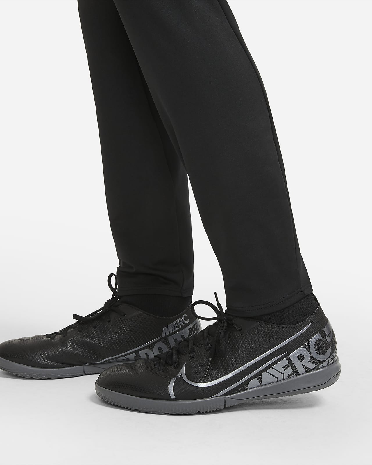 black nike football pants