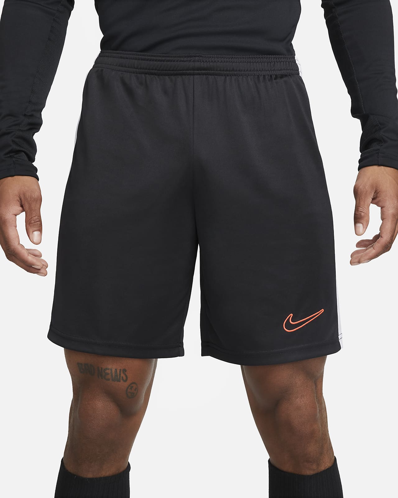 Huerta Virus Araña de tela en embudo Nike Dri-FIT Academy Men's Dri-FIT Global Football Shorts. Nike LU