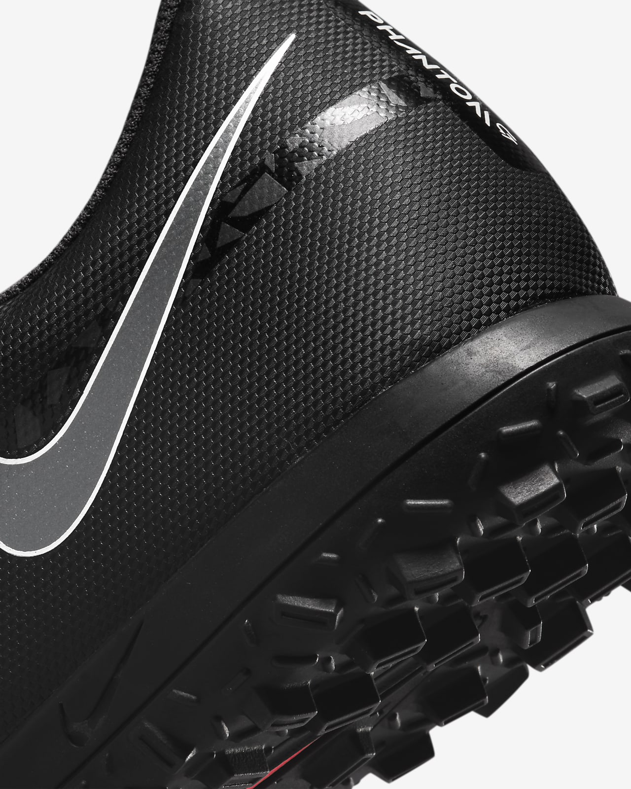 nike phantom carbon