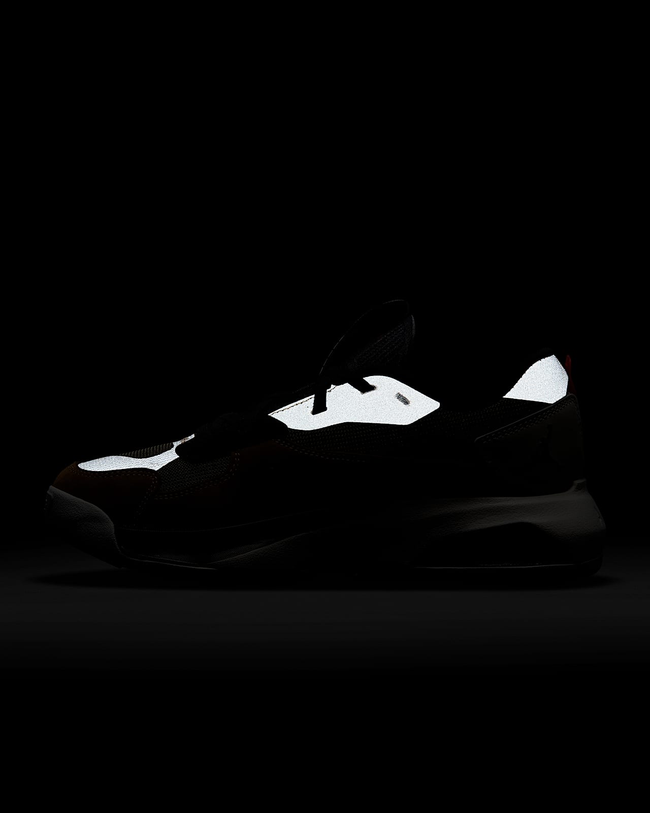 Jordan Air 200E Women's Shoes. Nike ID