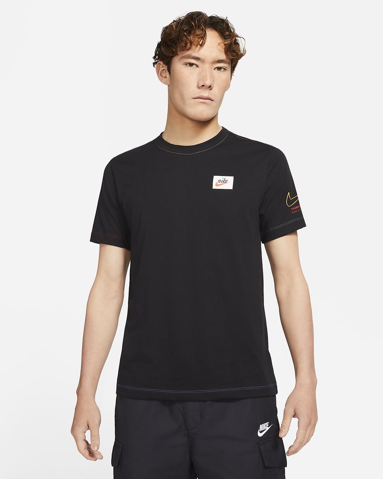Nike Sportswear Men's T-Shirt Size Medium (Black)