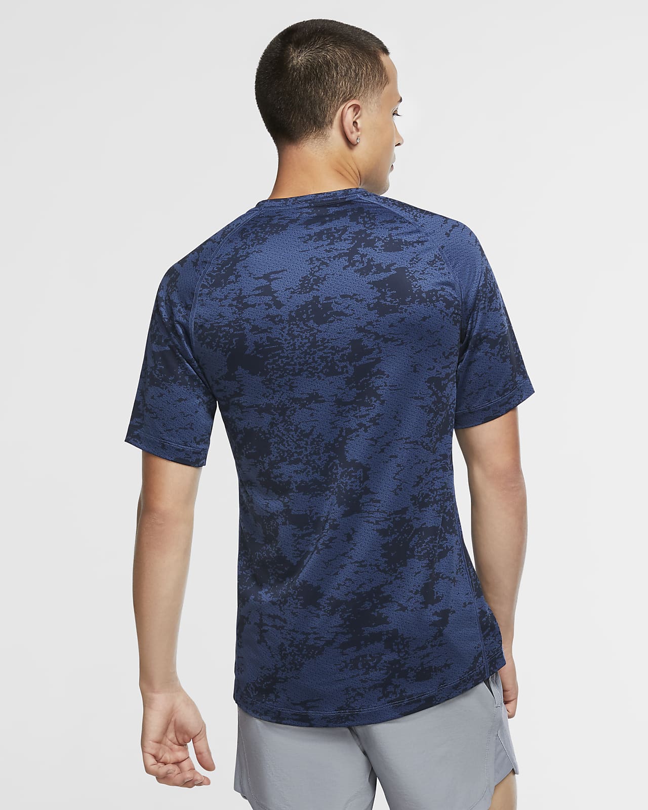 nike camo sleeve