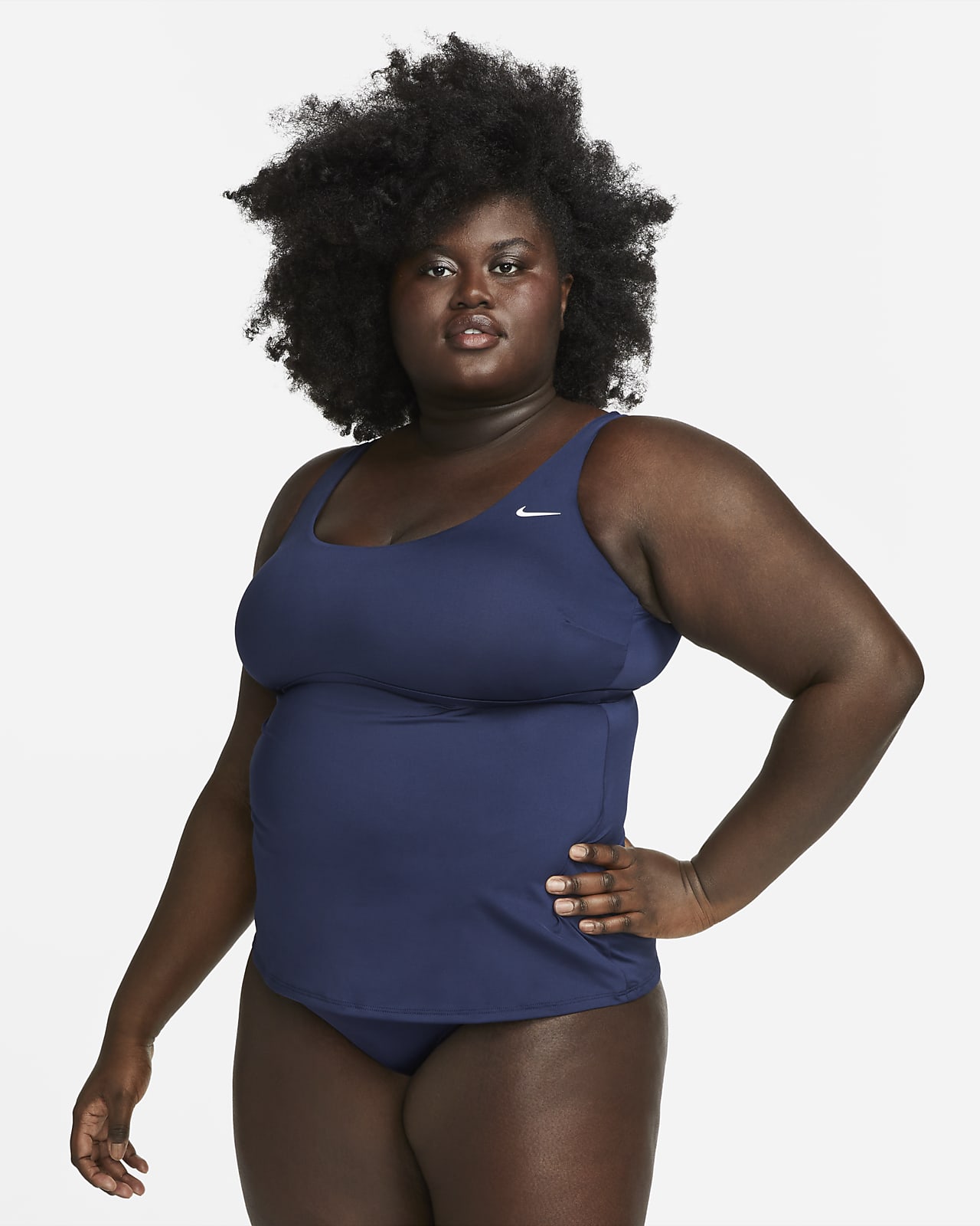 Nike Plus Size Essential Scoop Neck Tankini Black 3X : : Clothing,  Shoes & Accessories
