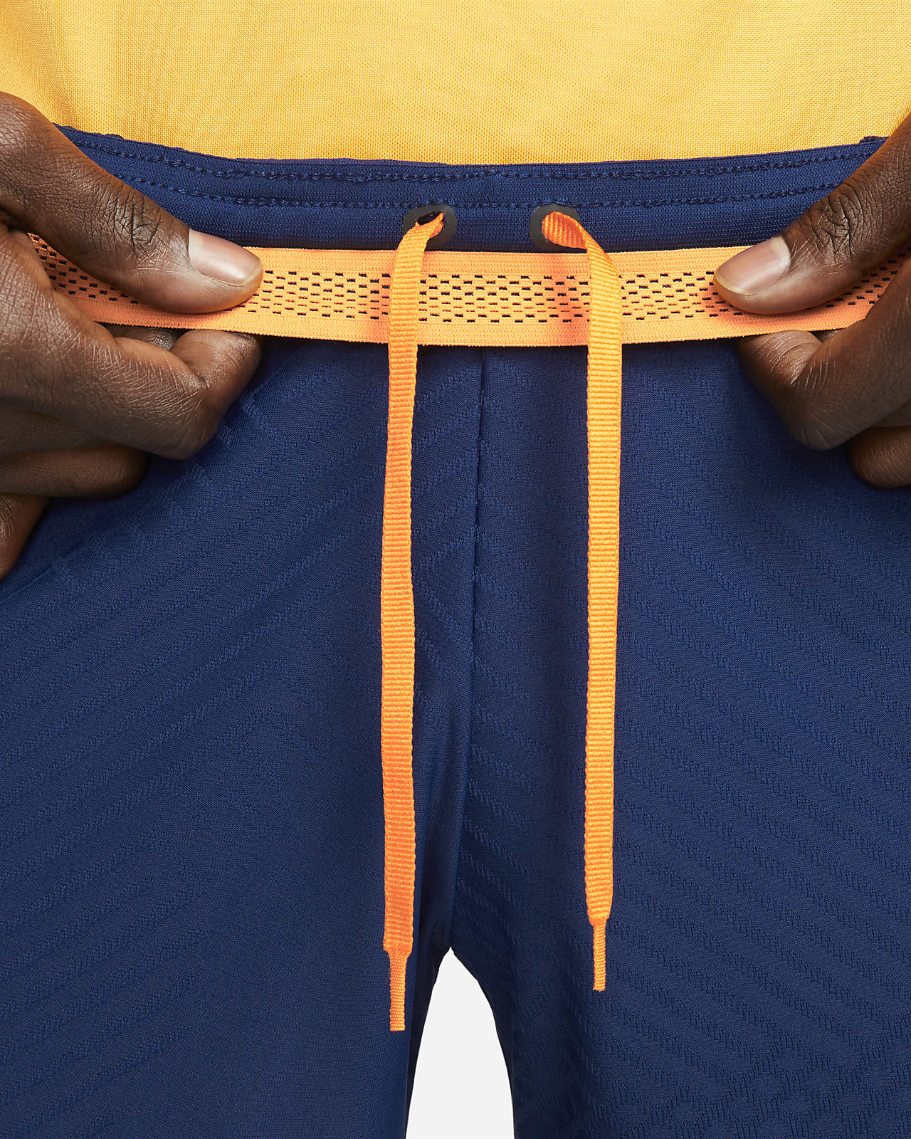 F.C. Barcelona Strike Elite Men's Nike DriFIT ADV Knit Football Shorts