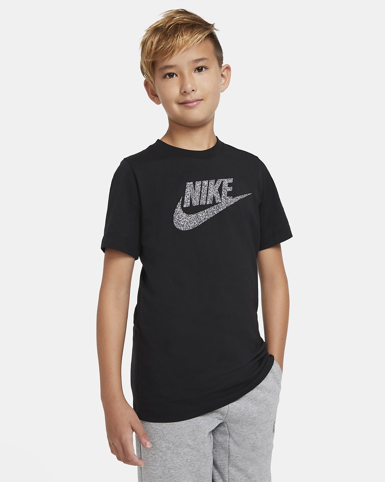 Nike Sportswear Older Kids' T-Shirt 