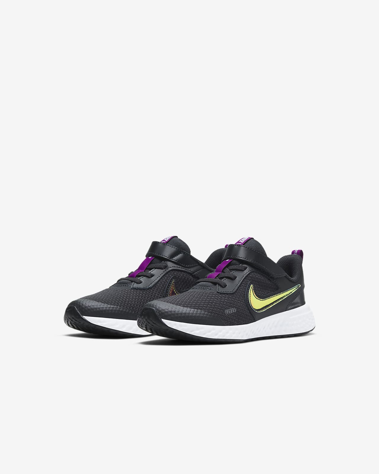 nike revolution little kid