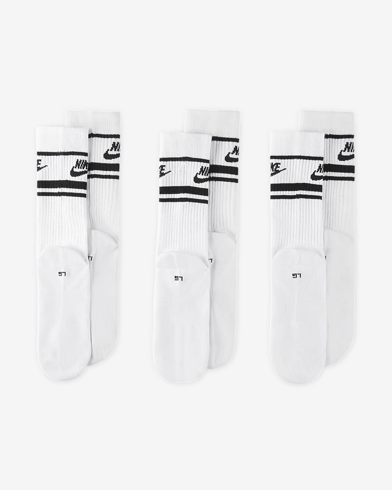 Nike Sportswear Everyday Essential Crew Socks (3 Pairs). Nike AT