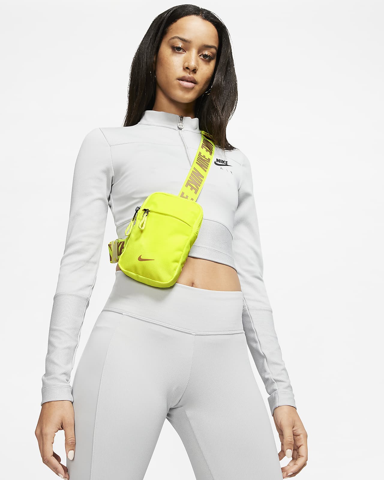 Nike Sportswear Essentials Hip Pack (Small, 1L). Nike IN