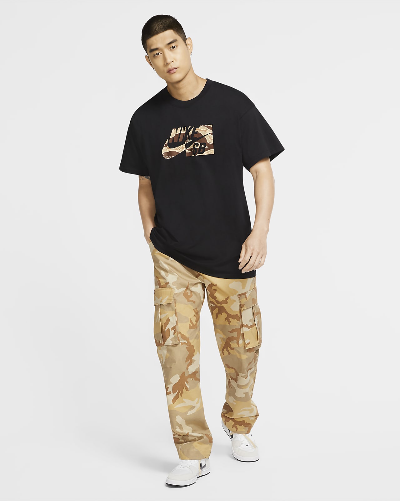 Nike SB Men's Camo Skate T-Shirt. Nike AE