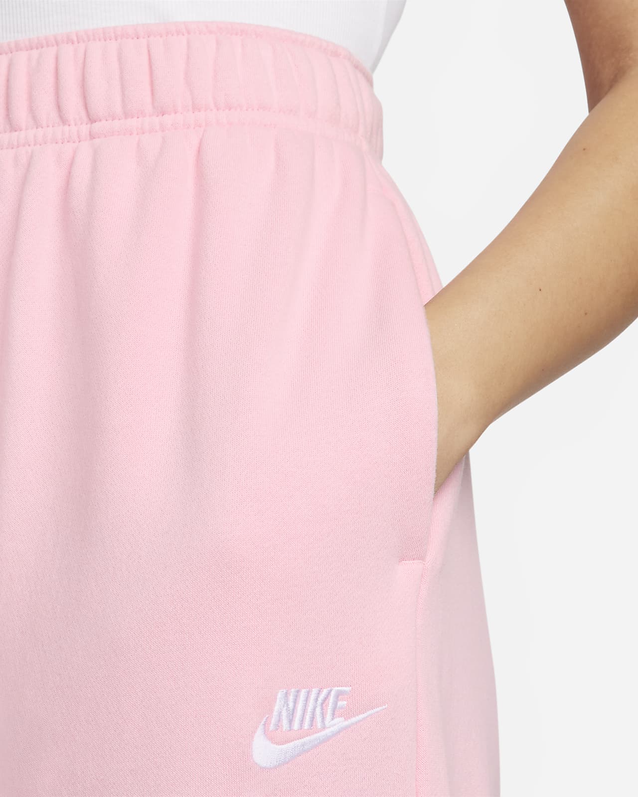 Nike Sportswear Club Fleece Women's Mid-Rise Wide-Leg Sweatpants. Nike.com