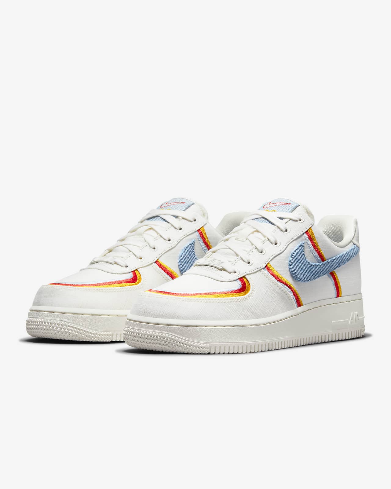 Calzado para mujer Nike Air Force 1 07 LV8. Nike.com