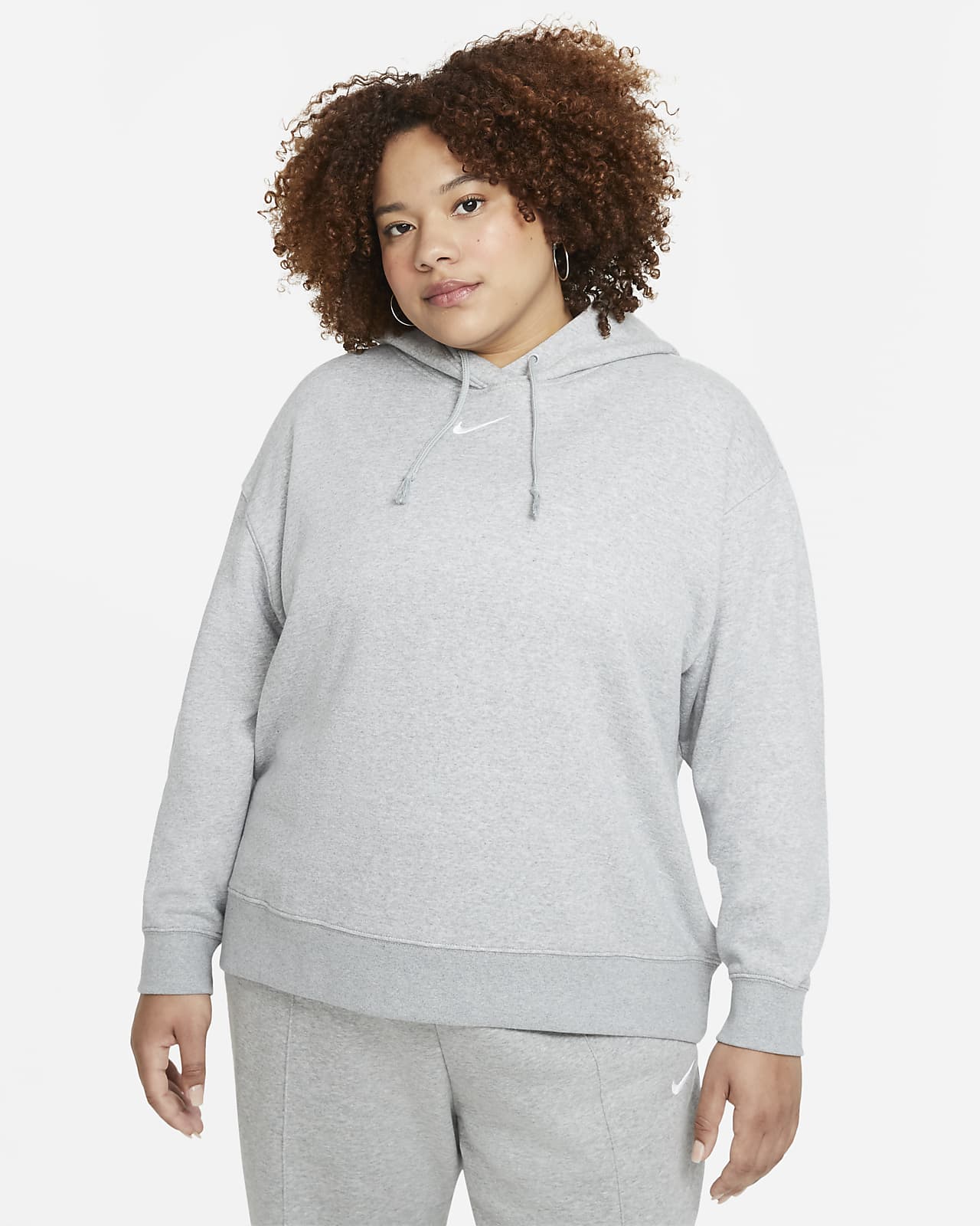 Overdimensioneret Nike Sportswear Collection Essentials-fleece-hættetrøje til kvinder (Plus Size)