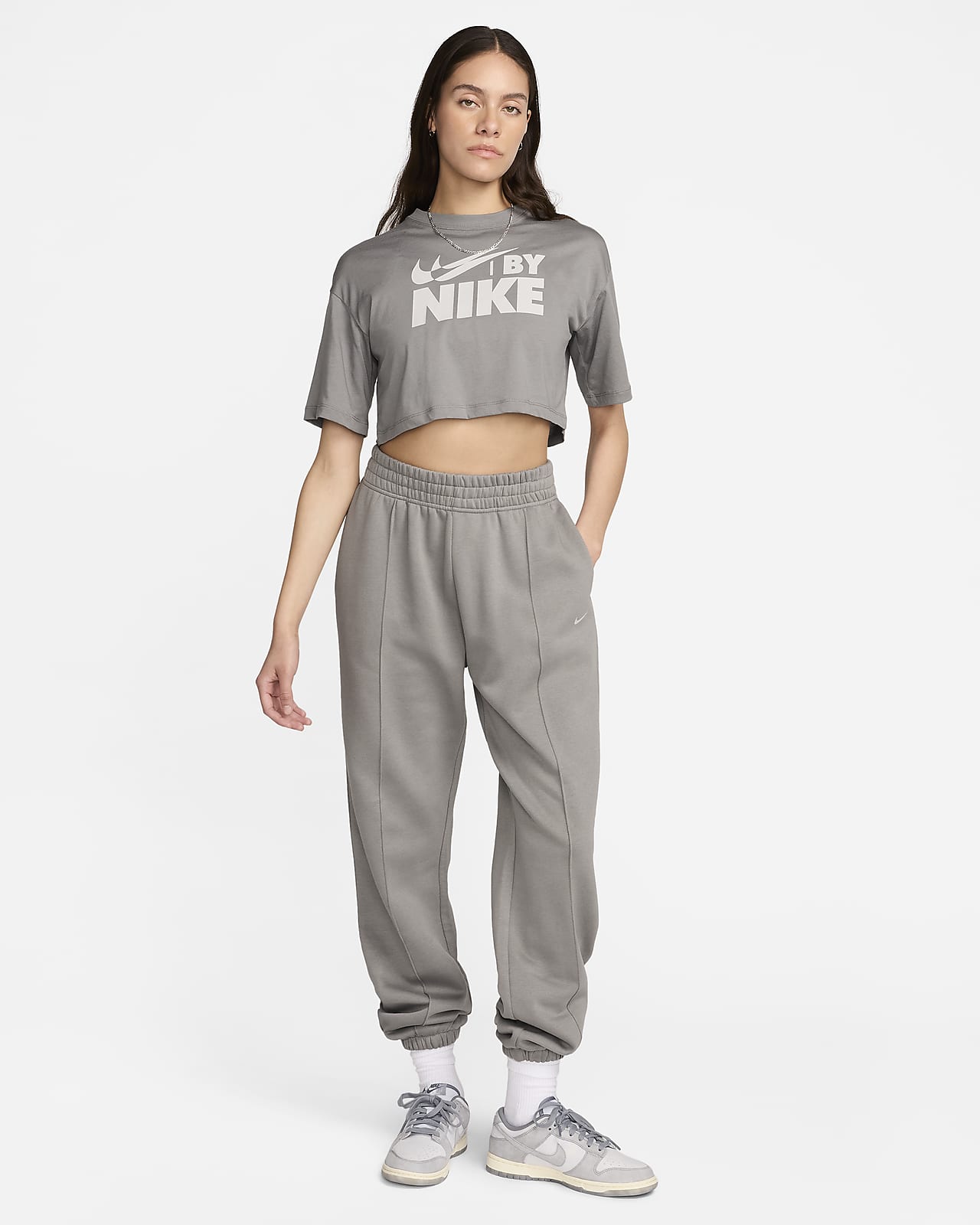 Calças de lã cardada folgadas Nike Sportswear para mulher. Nike PT