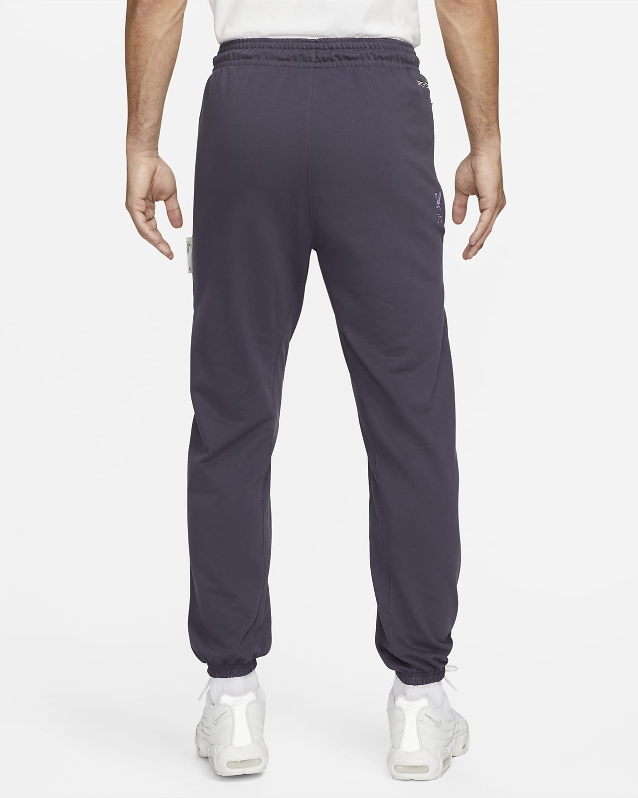 Men's Nike White/Black Sportswear Swoosh Tech Fleece Pants – The Spot for  Fits & Kicks