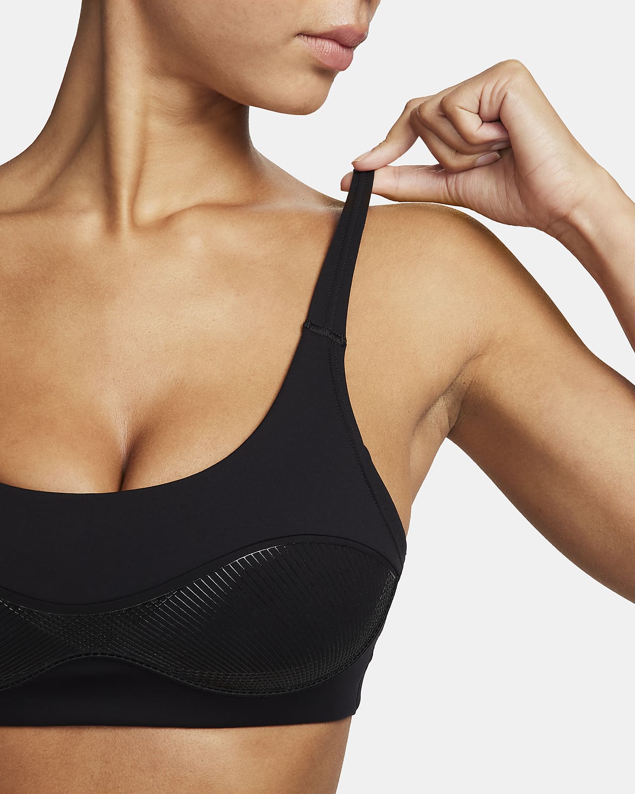 Nike Indy City Essential Women's Light-Support Lightly Lined Sports Bra.  Nike NL