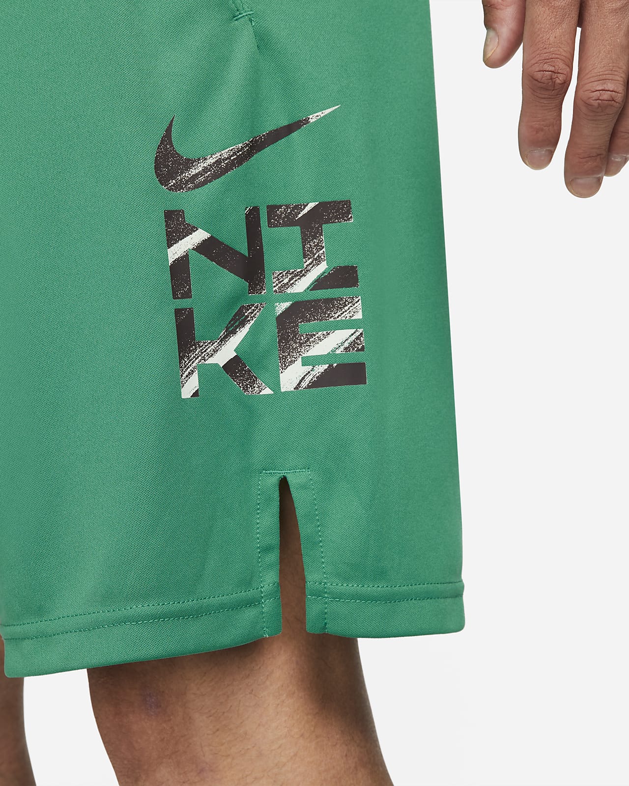 Nike Dri-FIT Sport Clash Men's Knit Training Shorts. Nike AE