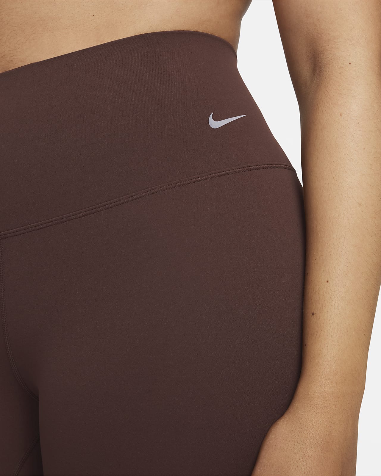 Mallas de 7/8 de tiro alto de sujeción suave para mujer Nike Zenvy