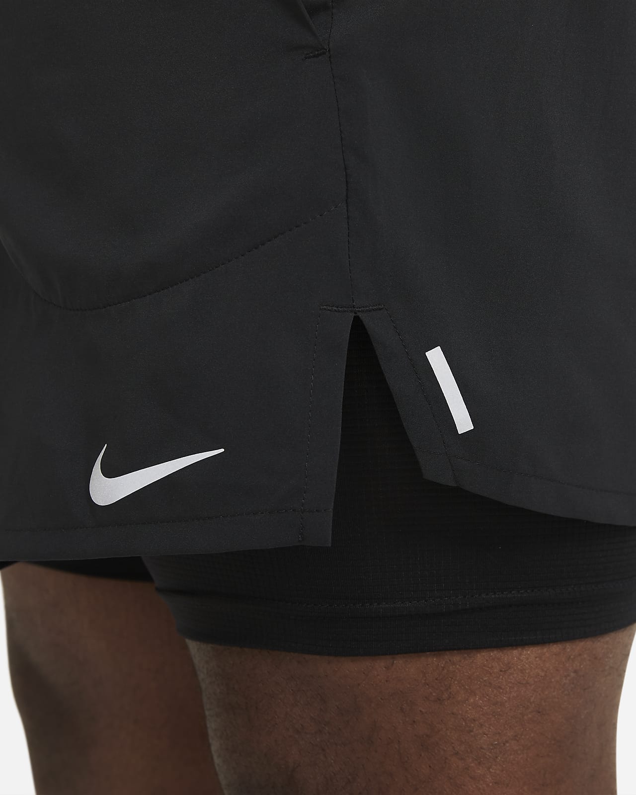 black nike flex stride shorts