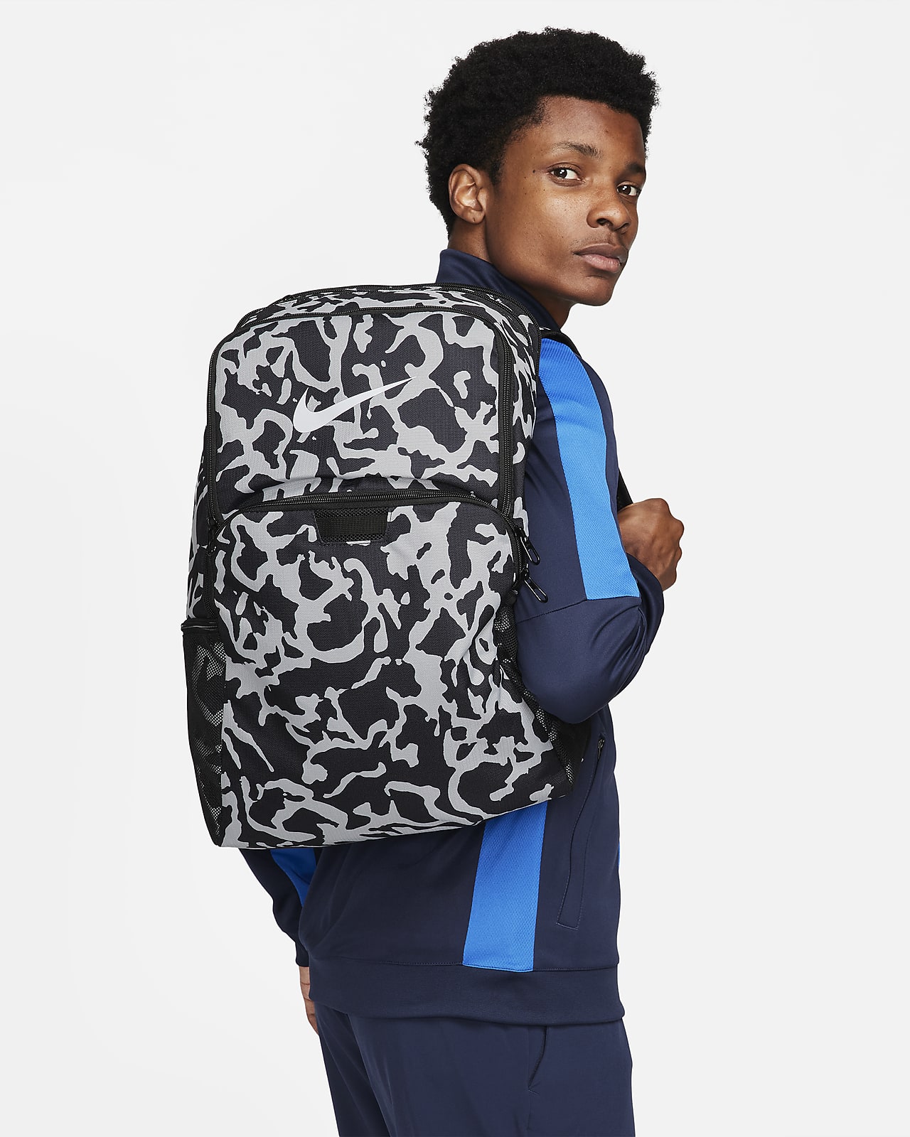 Nike Brasilia Backpack (Extra Large, 30L).