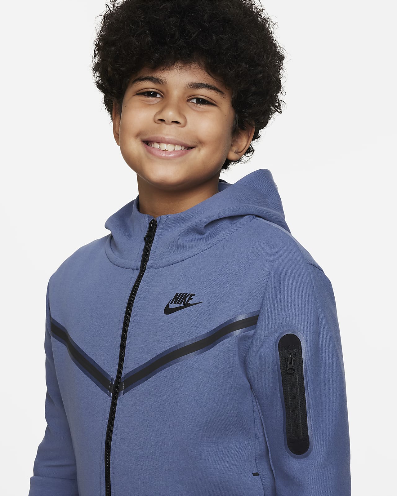 Nike Sportswear Tech Fleece Older Kids' (Boys') Full-Zip Hoodie ...