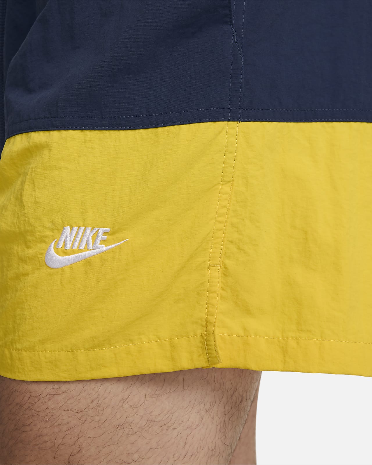 Nike Club Men's Woven Color-Blocked Shorts