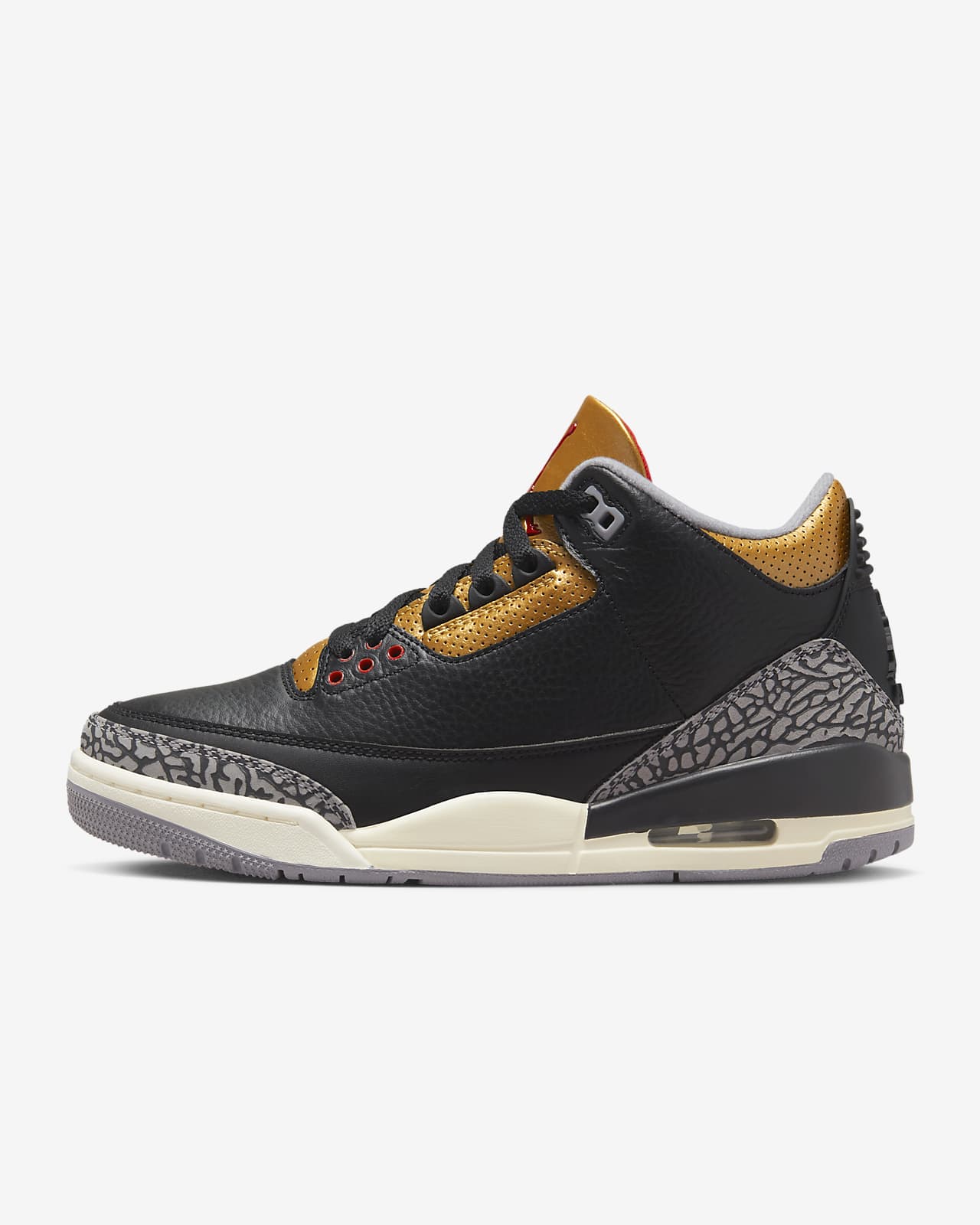 Air Jordan 3 Retro Women's Shoes. Nike LU