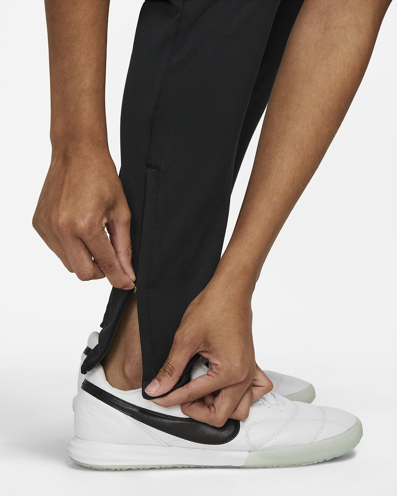 Strike Liverpool FC Pantalón de fútbol Nike Dri-FIT - Mujer. Nike ES