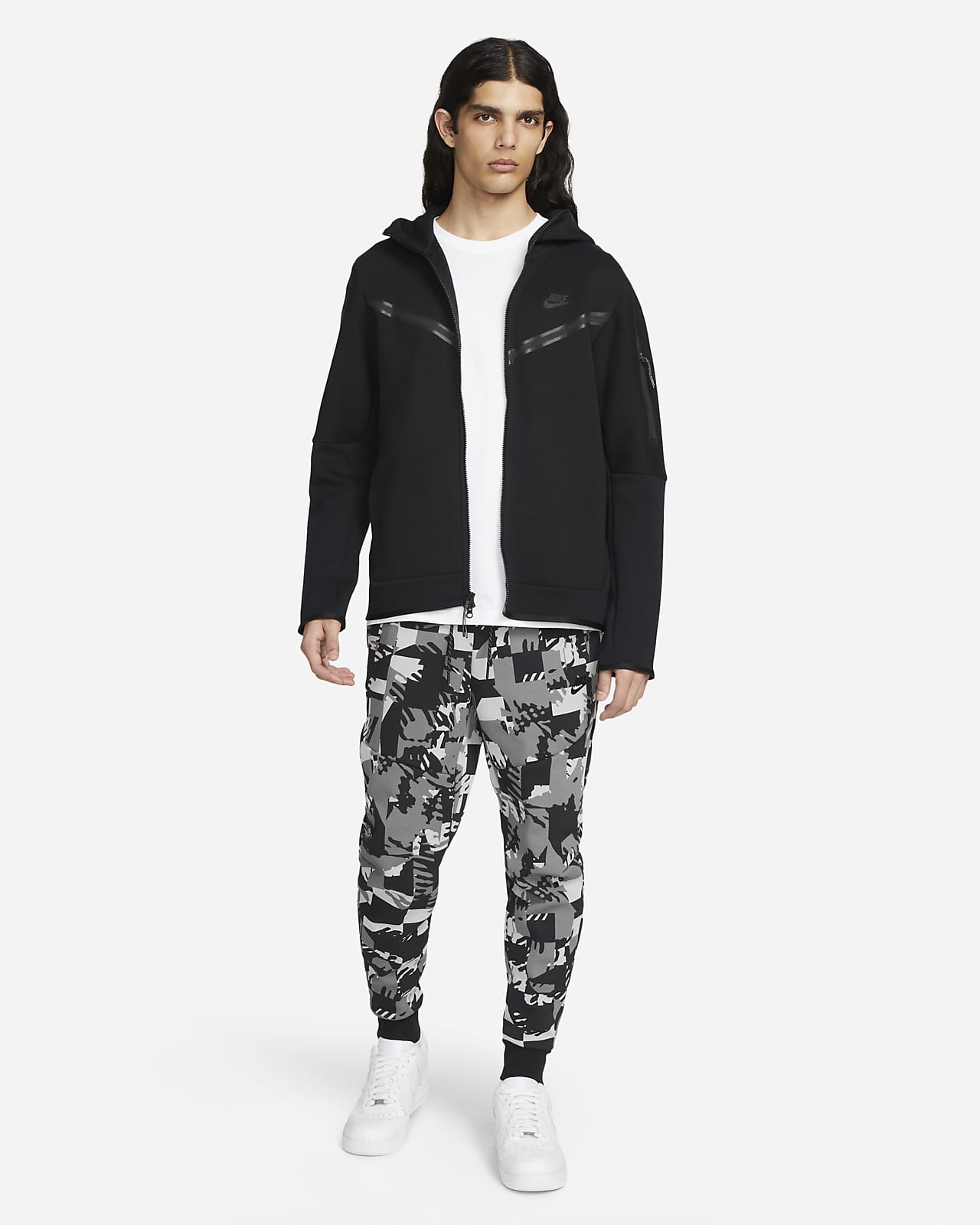 Pantaloni jogger Nike Sportswear Tech Fleece - Uomo. Nike IT