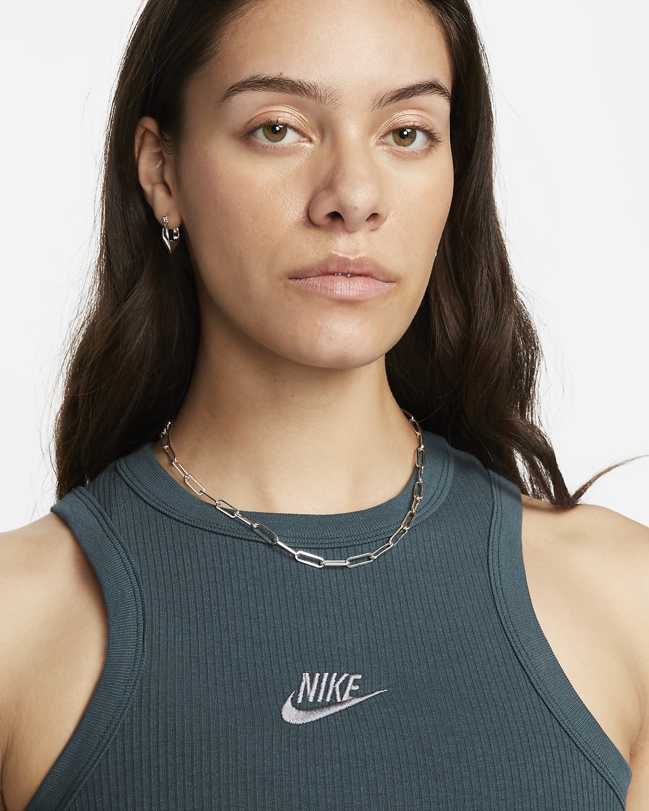 Nike Sportswear Essentials SE Women's Ribbed Cropped Tank.