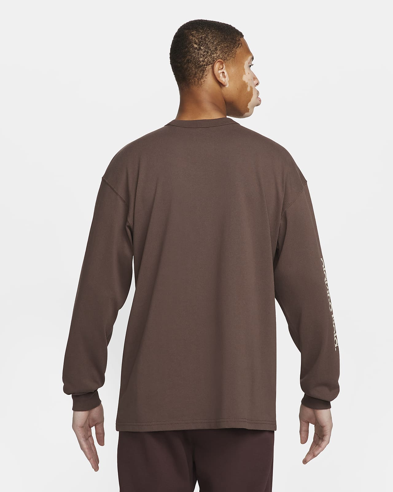 Men’s Vintage Nike Sportswear Tiempo Swoosh Brown Short Sleeve T-Shirt Size  XL