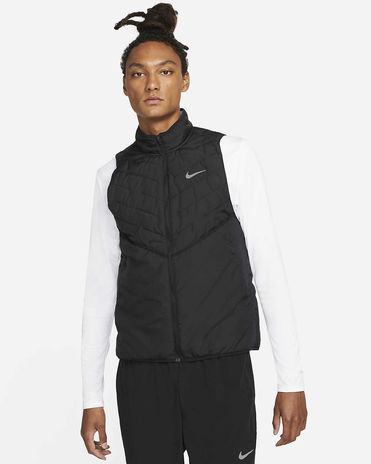 Nike Therma-FIT Repel Herren-Laufweste mit Synthetikfüllung. Nike AT