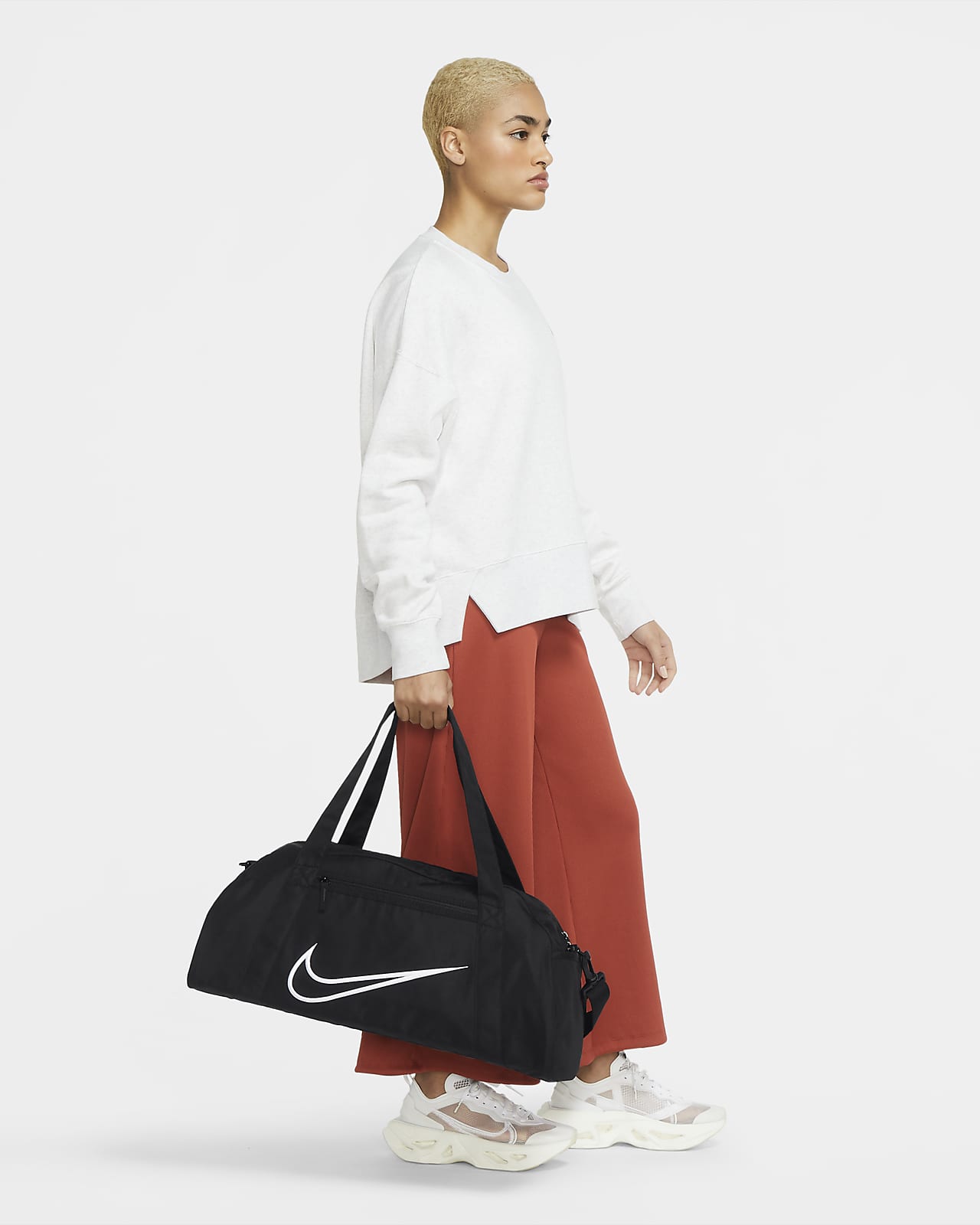 Nike women 2025 gym bag