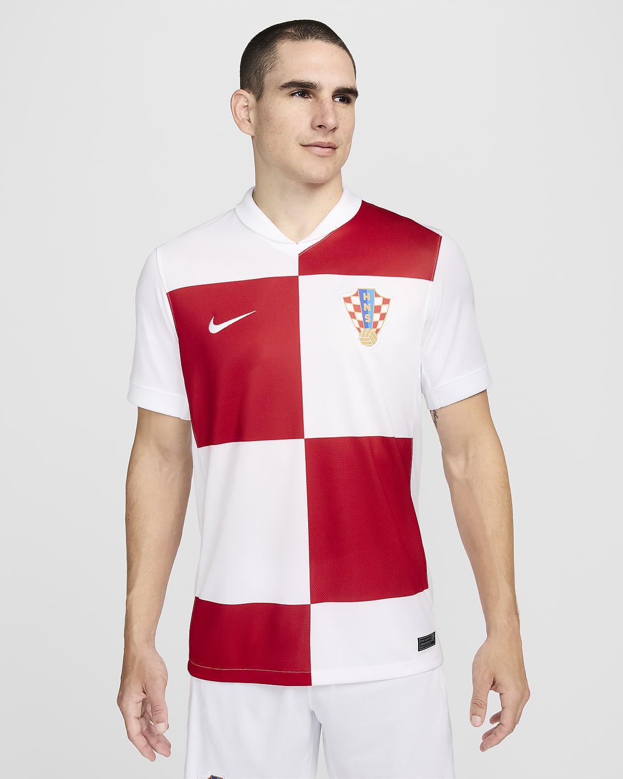 Camisola de futebol de réplica Nike Dri-FIT do equipamento principal Stadium Croácia 2024/25 para homem