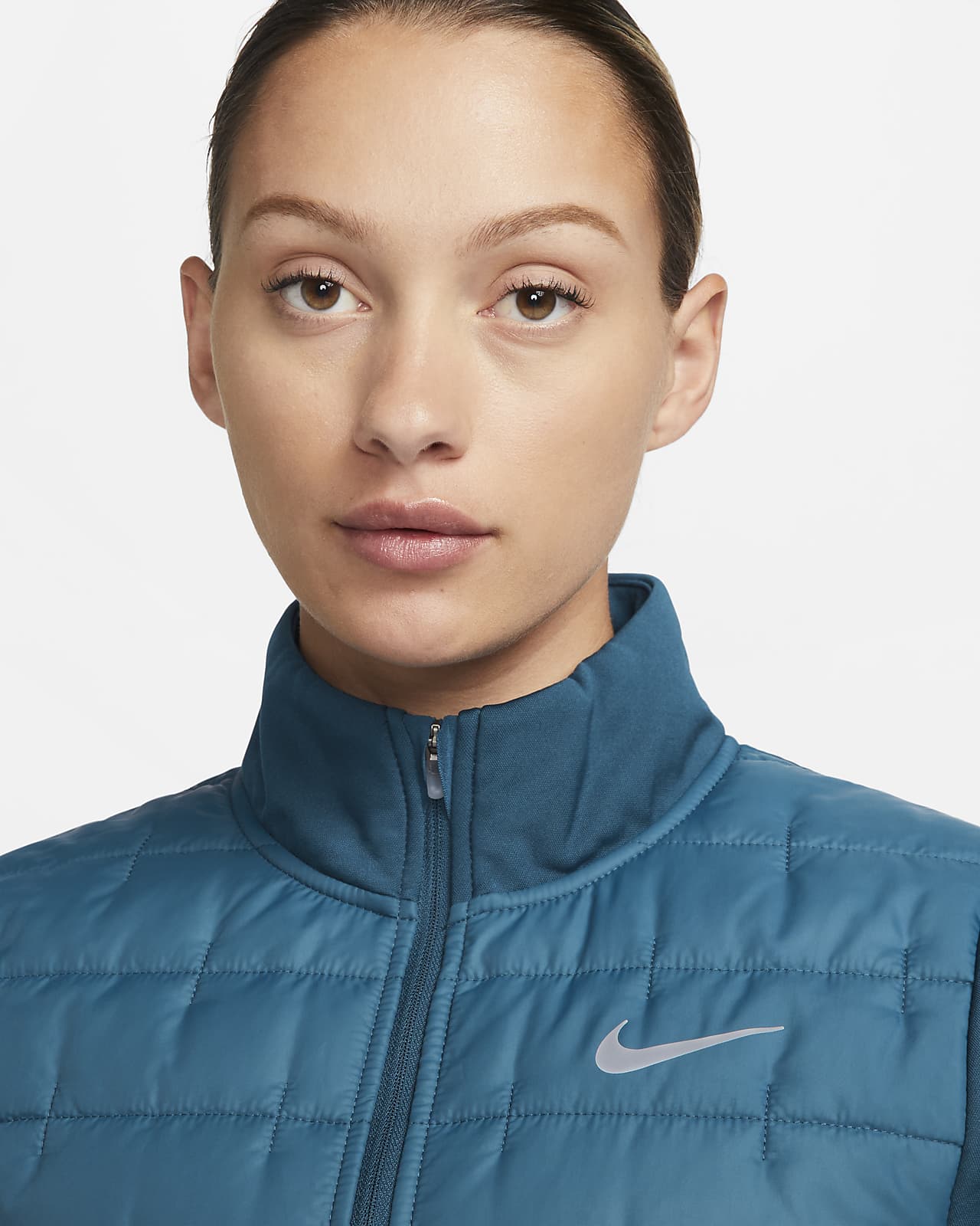Nike Therma-FIT Women's Synthetic Fill Running Jacket. Nike NL