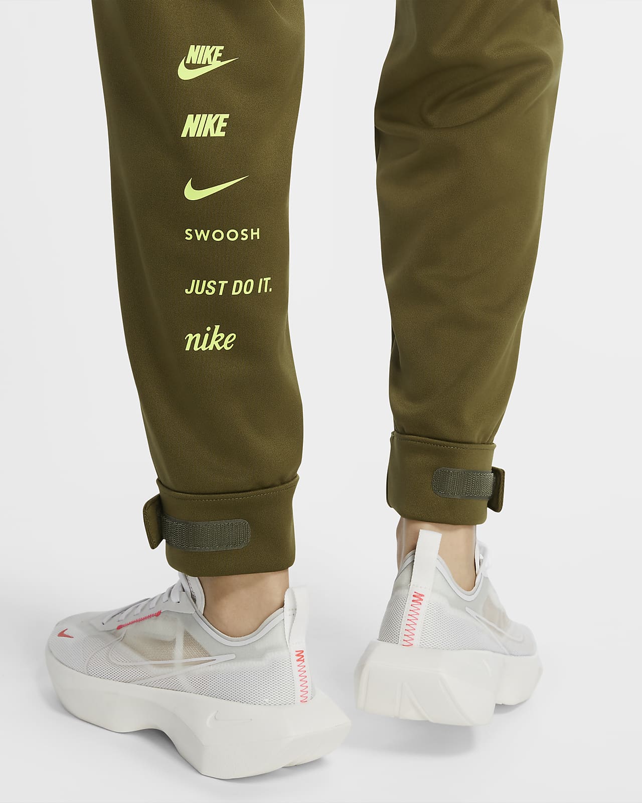 nike sportswear swoosh sweatpants