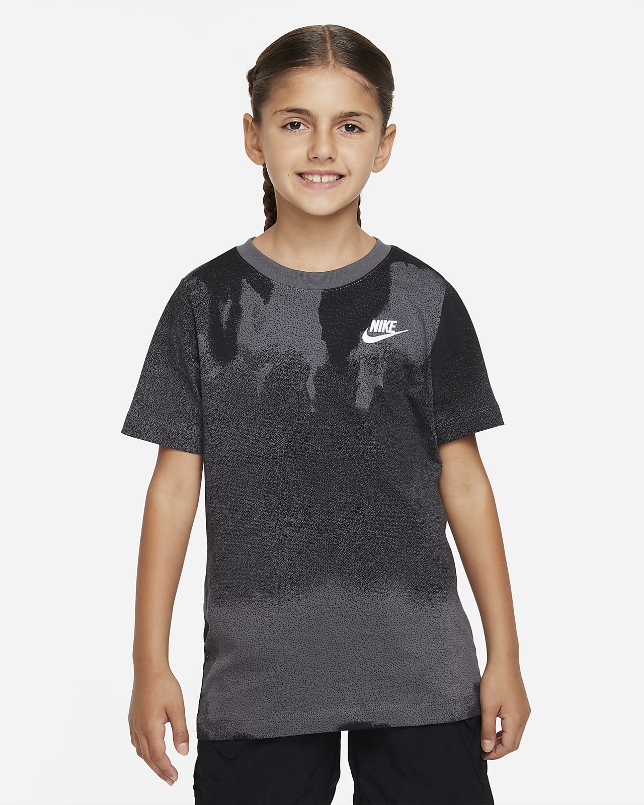 Nike t shirt shop with small logo