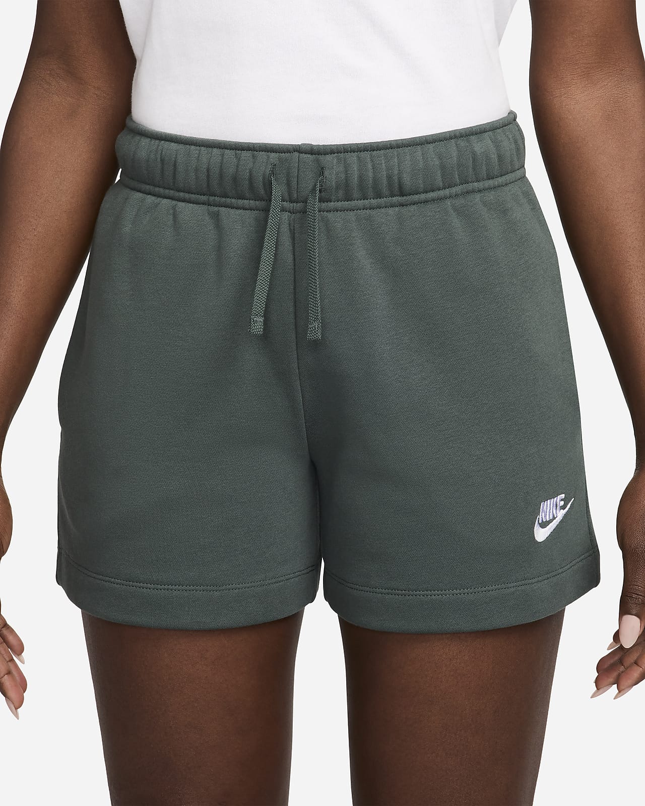 Nike Sportswear Girls' Club Fit 5 Inch Shorts