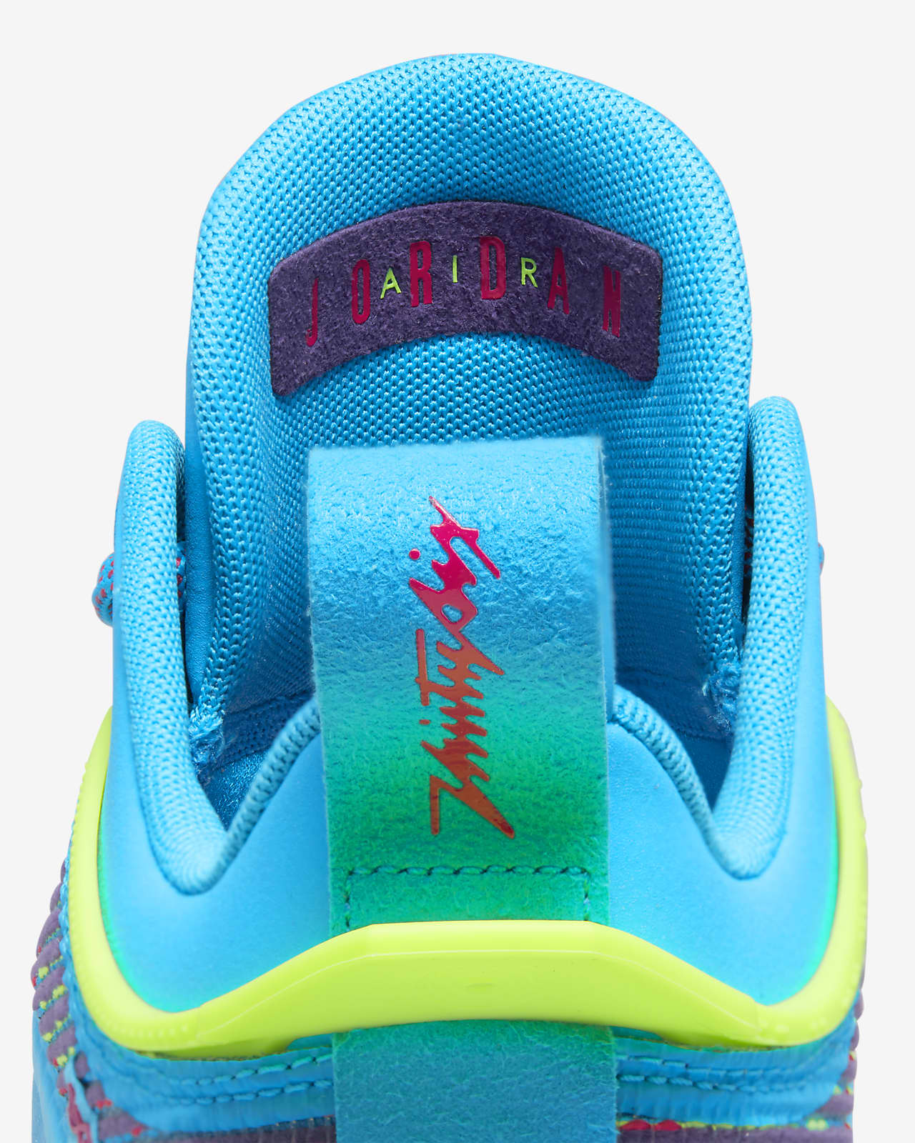 Calzado de básquetbol para hombre Air Jordan XXXVI Low Luka. Nike MX