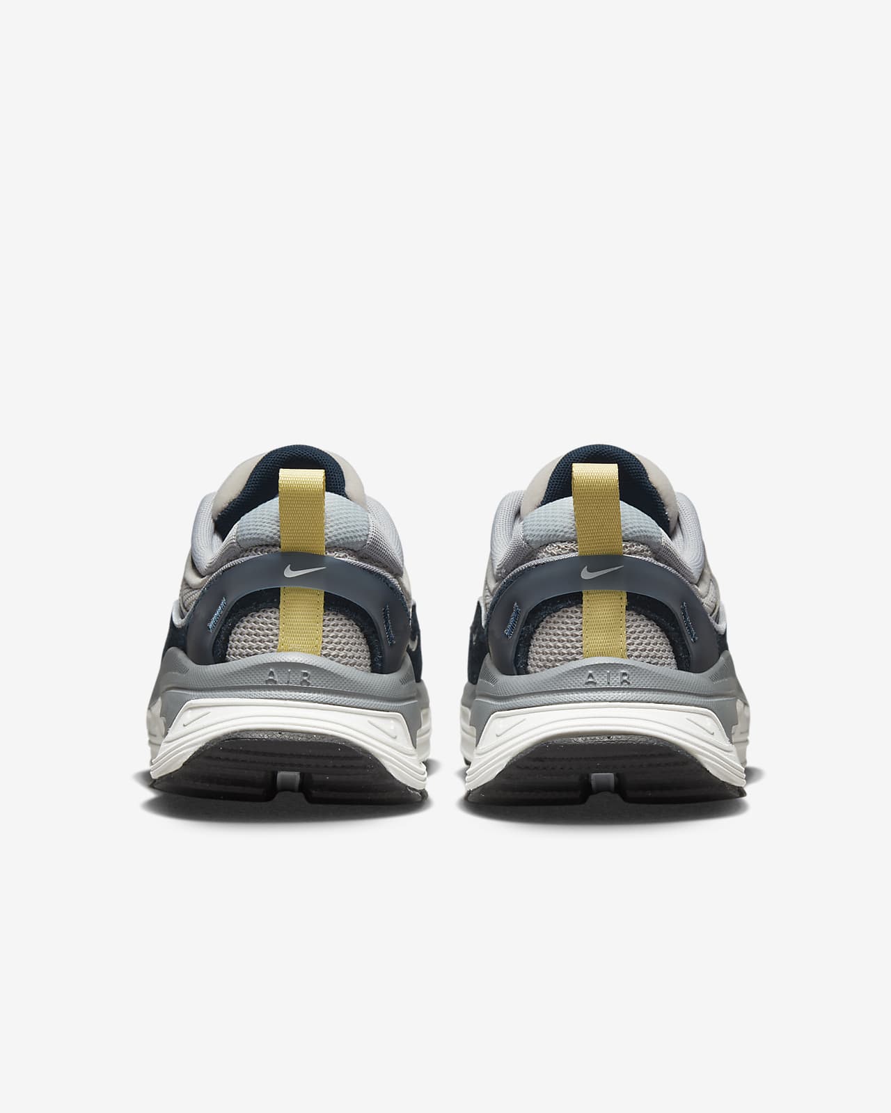 Nike Air Max Bliss Women's Shoes. Nike LU