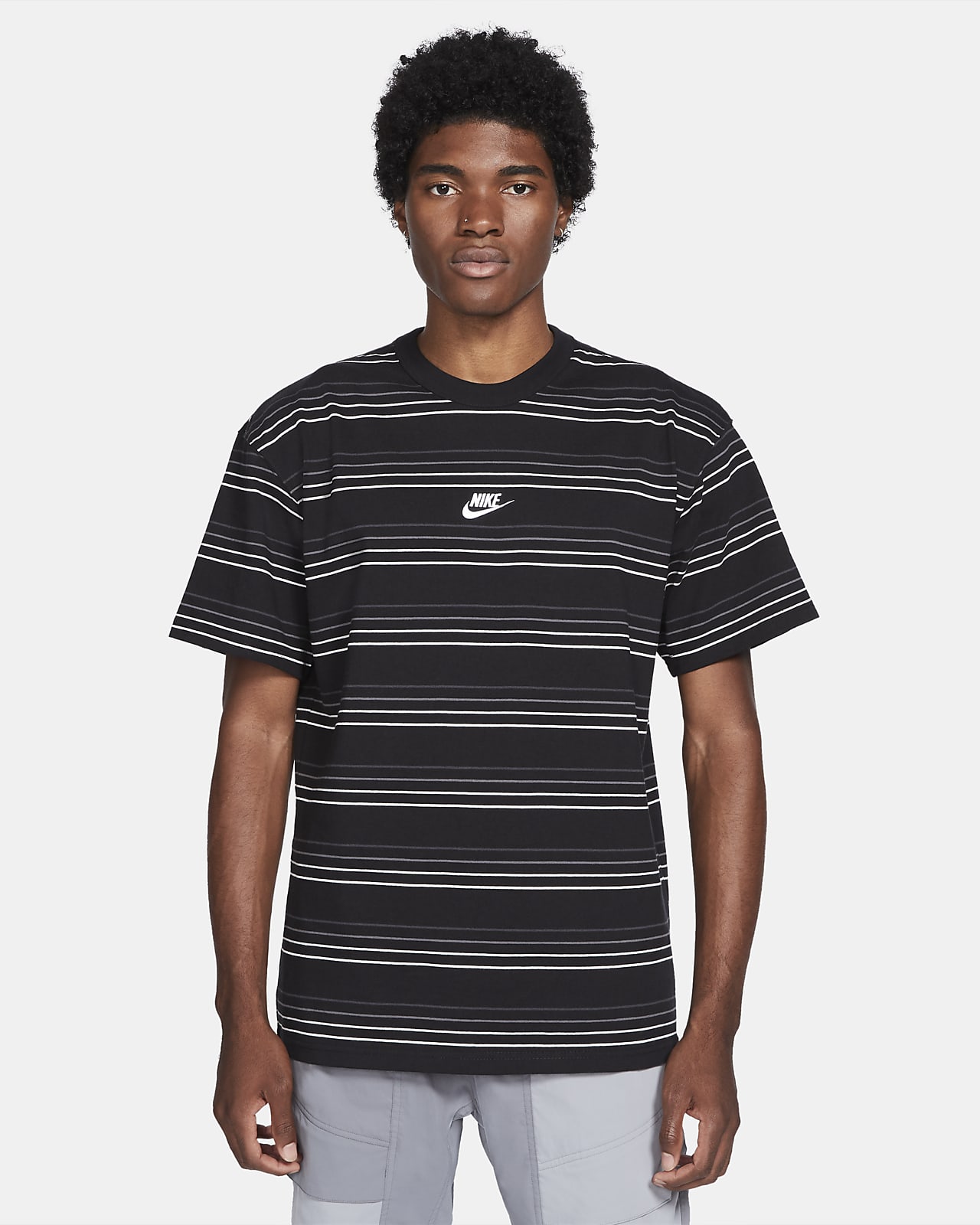 Playera para hombre Nike Sportswear Premium Essentials. Nike.com