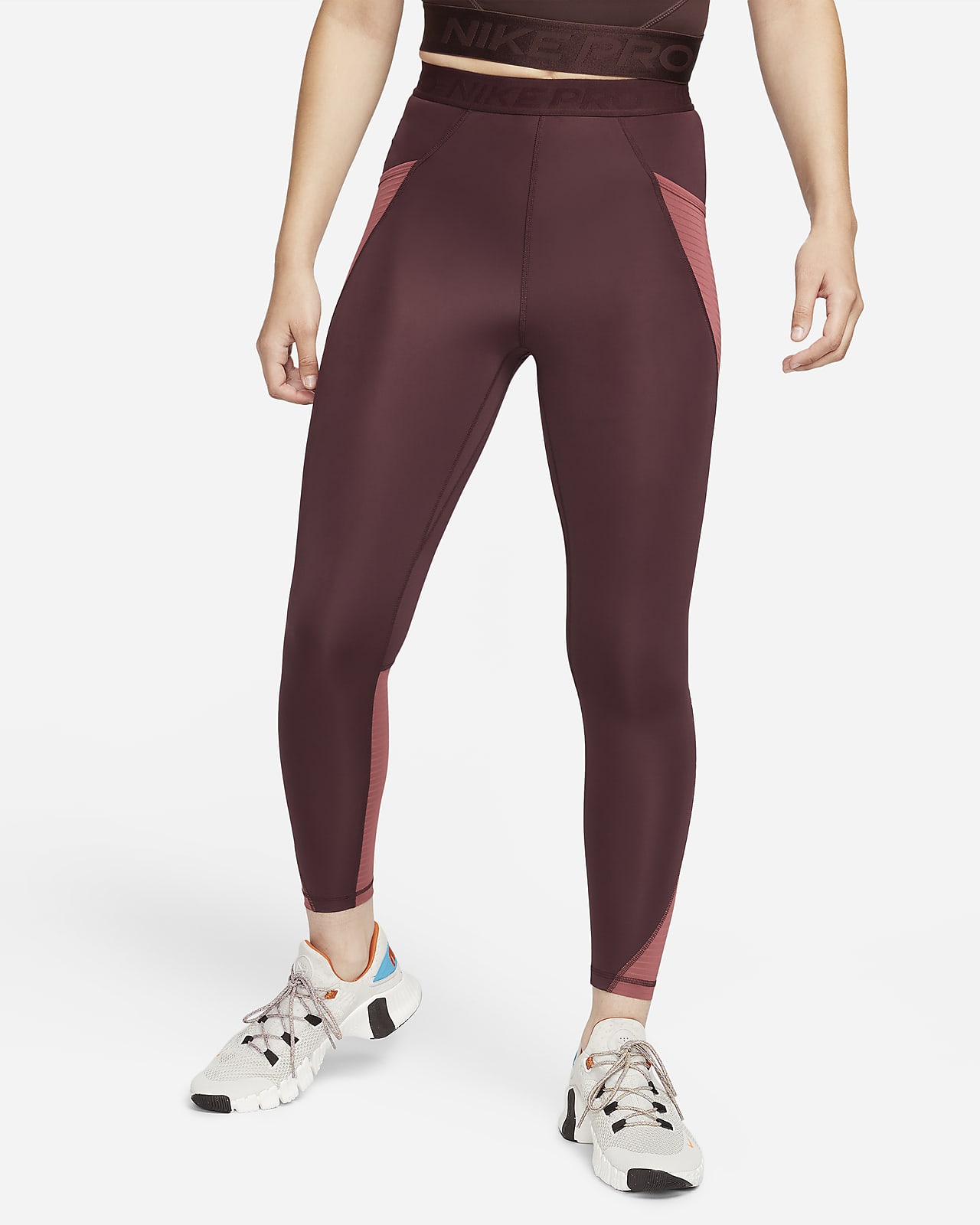 Shop Go Women's Firm-Support Mid-Rise 7/8 Leggings with Pockets | Nike KSA