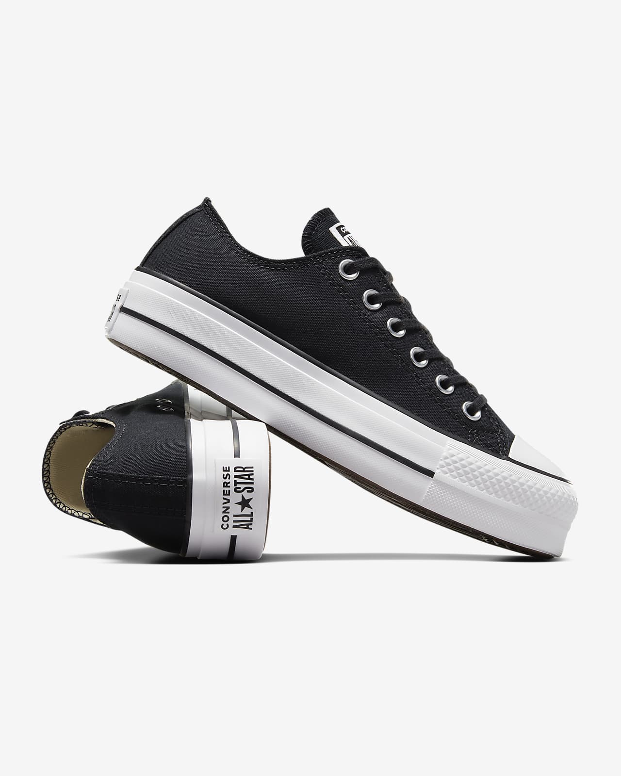 Chuck Taylor All Star Leather Unisex Low Top Shoe.