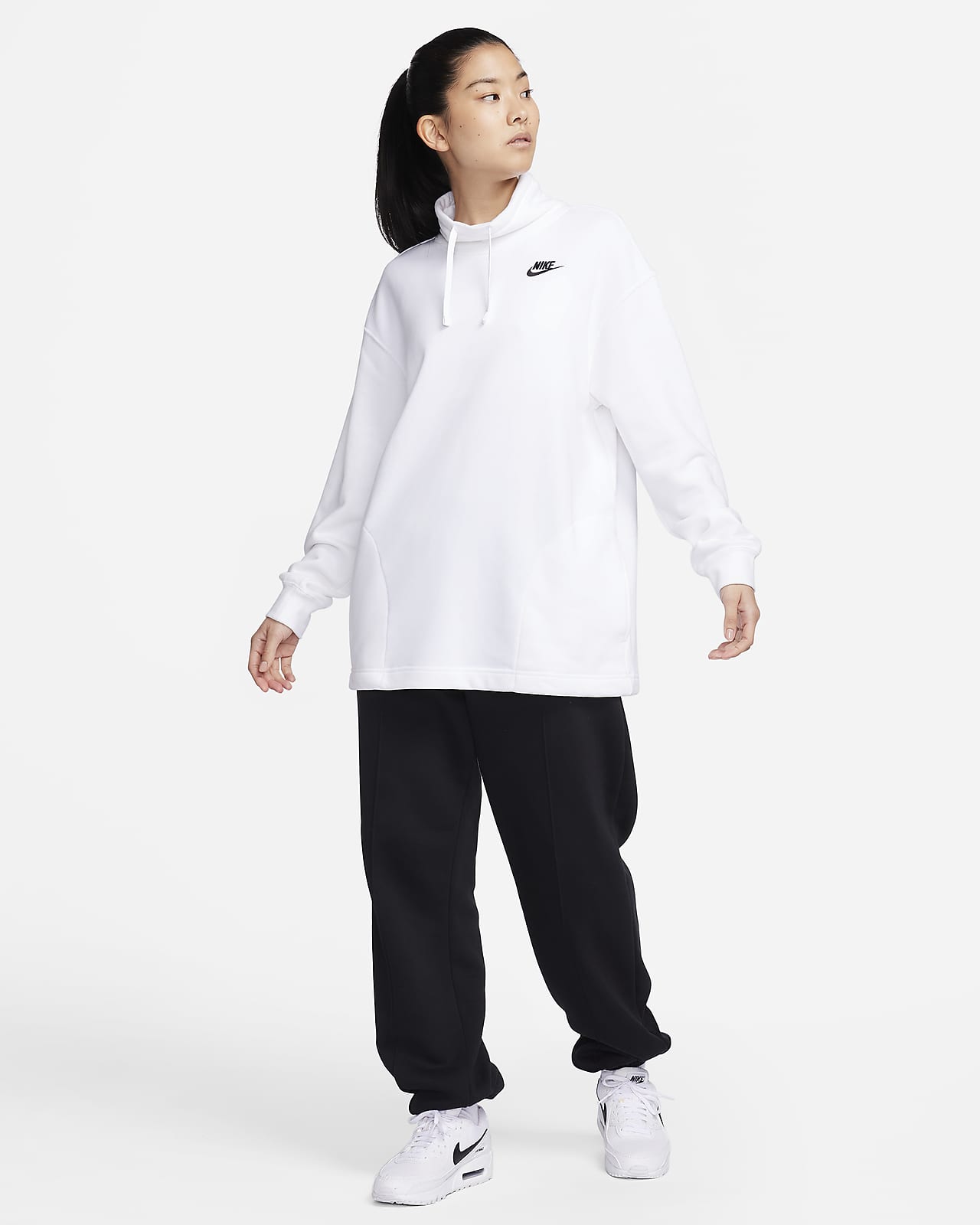 Nike Sportswear Club Fleece Women s Oversized Mock Neck Sweatshirt