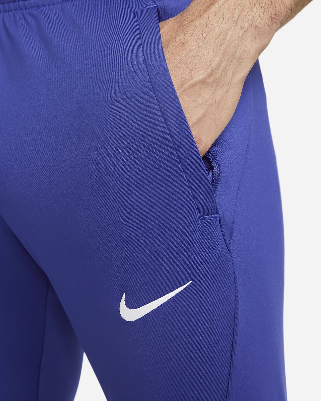 Strike Bajos Pantalón de fútbol Dri-FIT - Hombre. Nike ES