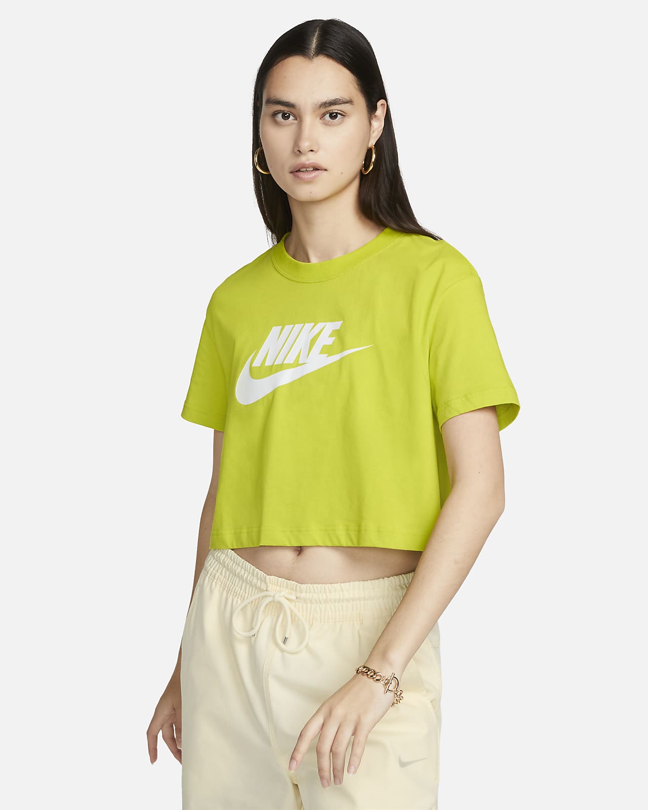 Elektriker svejsning svovl Nike Sportswear Essential Women's Cropped Logo T-Shirt. Nike.com
