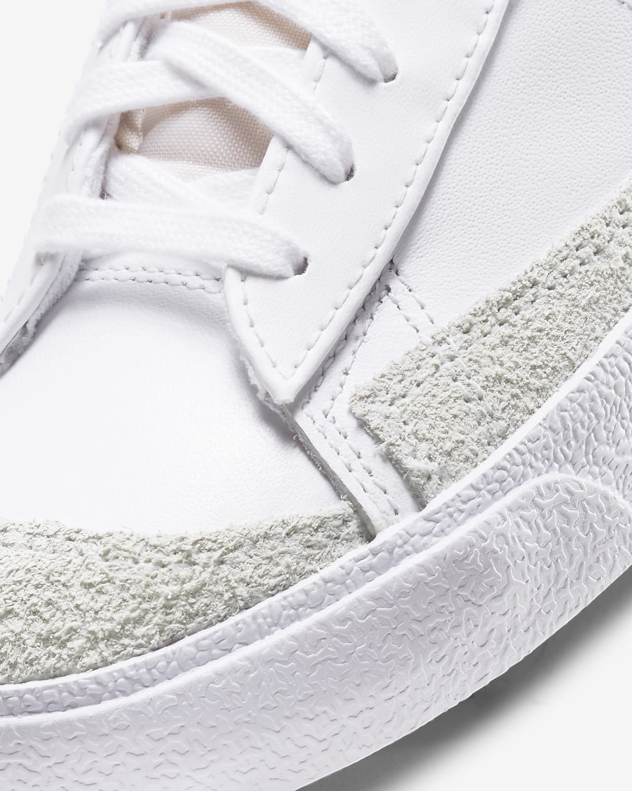 nike blazer mid 77 platform