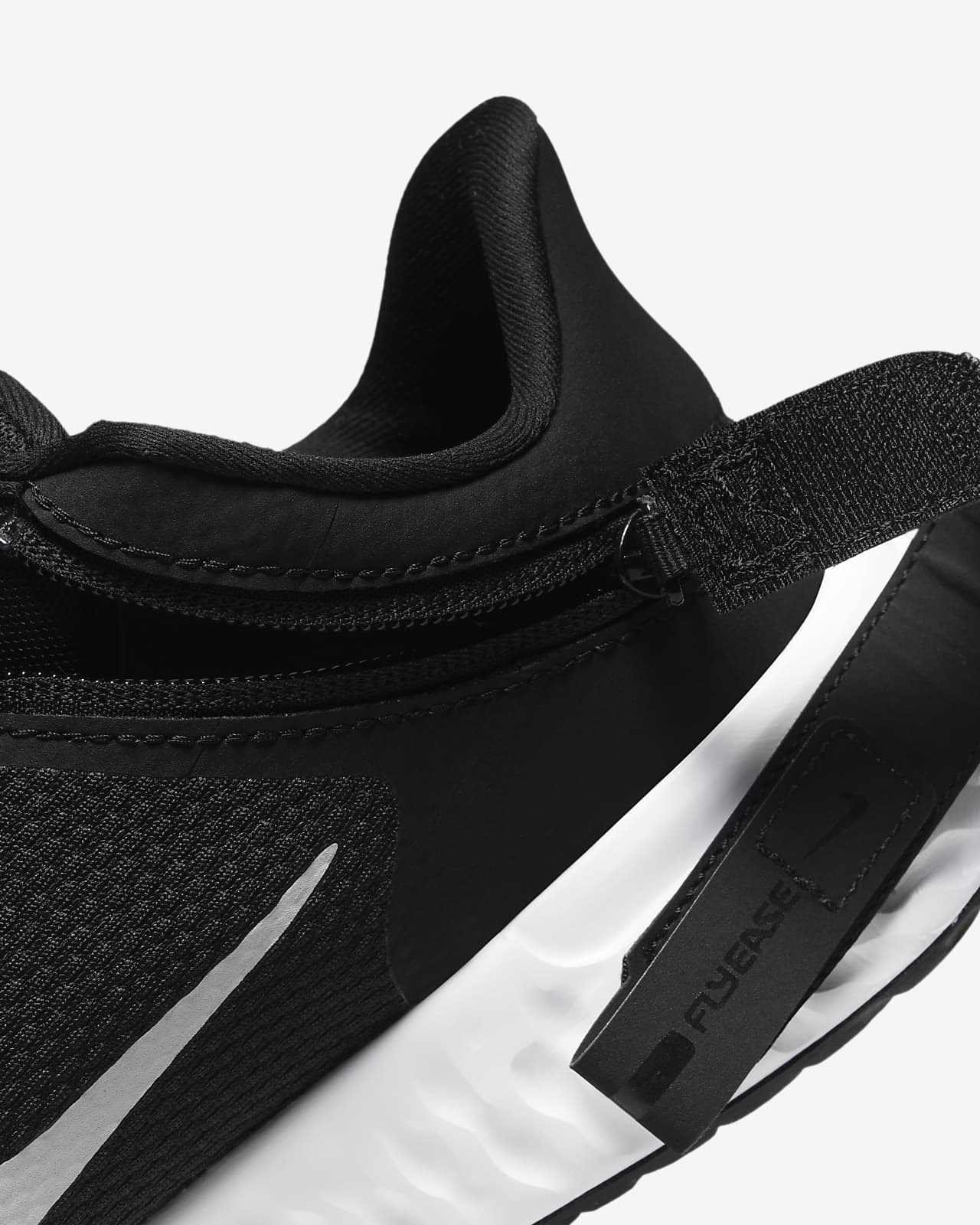 Nike Revolution 5 FlyEase Eenvoudig aan en uit te trekken hardloopschoenen  voor heren (straat, extra breed)
